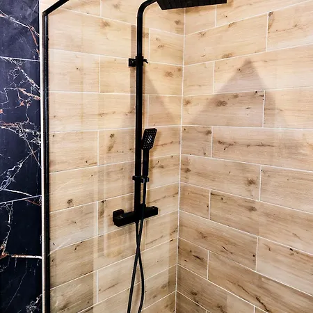 Au Paon Dort Casa de Férias Brugelette